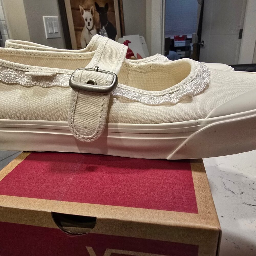 VANS Mary Jane VN000CRRCD3 Chou Chou Marshmallow Women's Shoes Size 10 US NEW